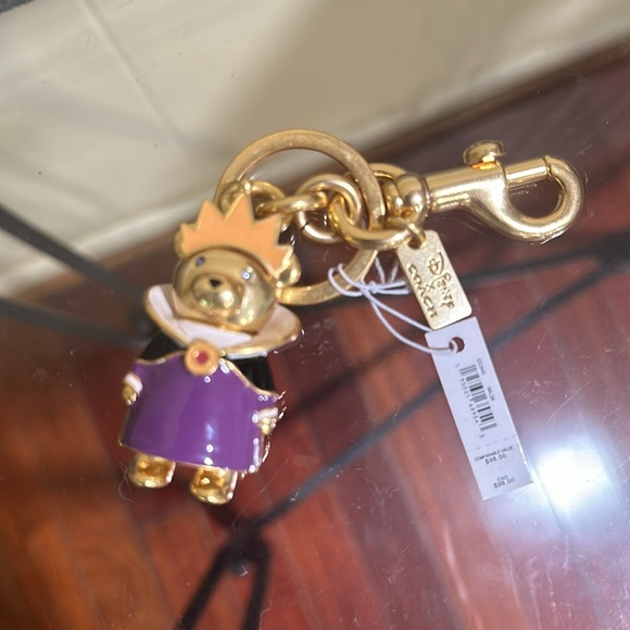 Coach Disney Evil Queen / Bad Girls Club Set - Picture 8 of 12